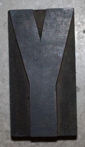 Vintage / Antique Letterpress Wood Printer's Type "Y",  3  5/16" tall, 20 line