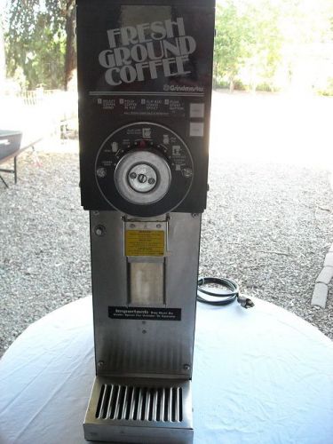 GRINDMASTER COFFEE GRINDER MODEL 875 USED IN GOOD WORKING CONDITION