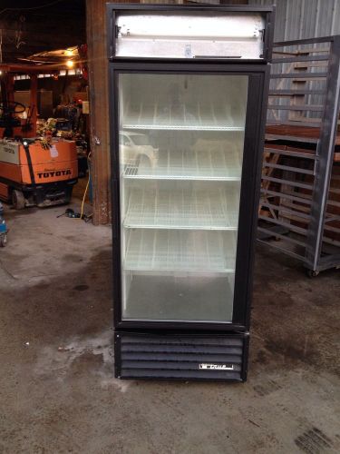 TRUE Refrigerated Merchandiser - GDM-26
