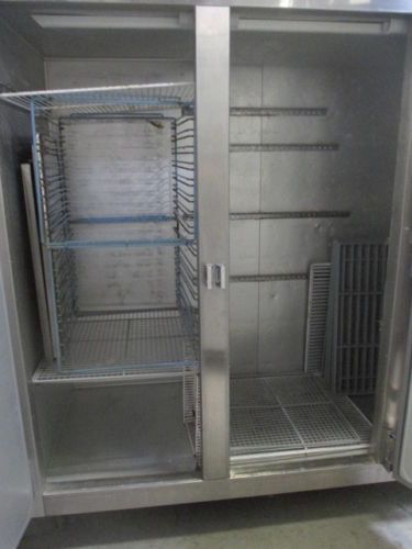 G30010 traulsen 3 door reach-in refrigerator/cooler for sale