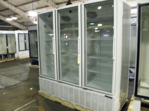 Master bilt bmg-74 three door refrigerated merchandise dairy deli meat display for sale