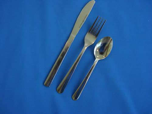 120 PIECES (40) 3 PIECE PLACE SETTINGS  18/0 STAINLESS