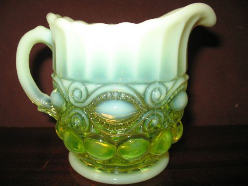 Vaseline opalescent glass eyewinker pattern Creamer cream pitcher uranium yellow