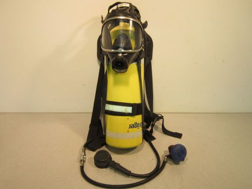 Drager Breathing Apparatus Includes: Tank, Face Mask, Regulator, and Tank Holder