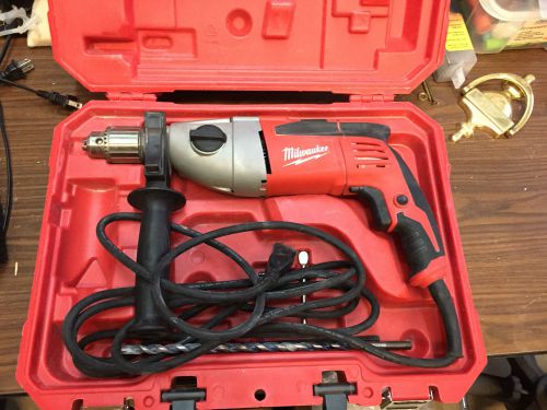 Milwaukee ( model # 5380-21 ) 1/2 in. heavy-duty hammer drill kit. -8212b for sale