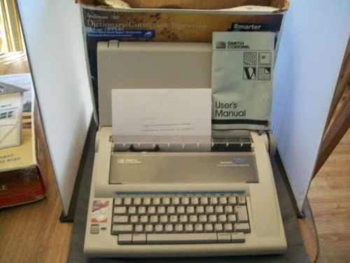 Smith Corona Spellmate 700 Dictionary Correction Electronic Typewriter