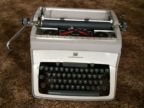 Rare Underwood TOUCH MASTER II 2 TWO  Manual Typewriter GREY/GREEN 1950s