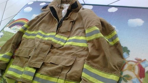 2001 globe firefighter gx-7 coat 44x32 m692 pbi/kevlar caldura bargain price for sale