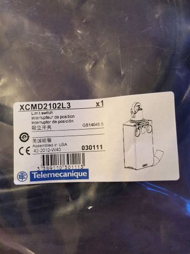 TELEMECANIQUE XCMD2102L3 LIMIT SWITCH BRAND NEW