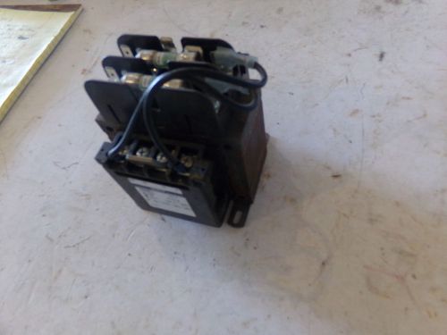 Siemens 150va 105°c control transformer w/ fuse block 24-213-101-021 - used for sale
