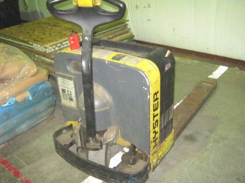 Hyster electric pallet jack model w40z 4,000 lb capacity for sale