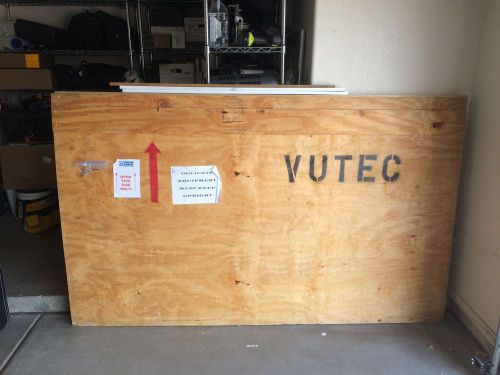 Vutec Silverstar (SS92-BV) 92&#034; 16:9 Projector Screen