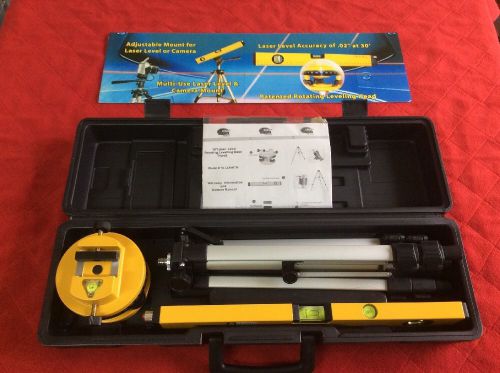 Multi Use Laser Level &amp; Camera Mount w/ Tripod Accuracy of .02&#034; at 30&#034; with Case