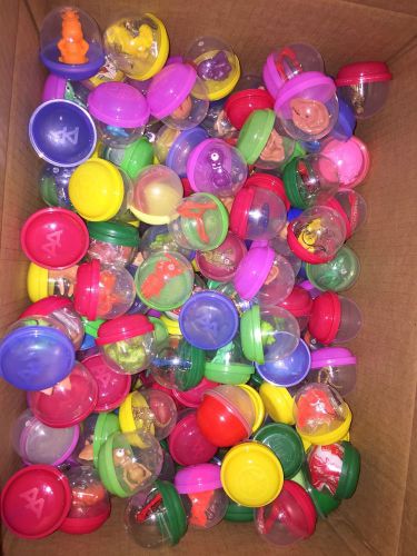750 2&#034; TOY FILLED VENDING CAPSULES BULK MIX PARTY FAVOR Holiday Gift