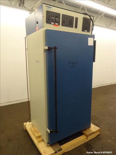 Used- lunaire limited incubator, model ceo932w-4, 304 stainless steel contact su for sale