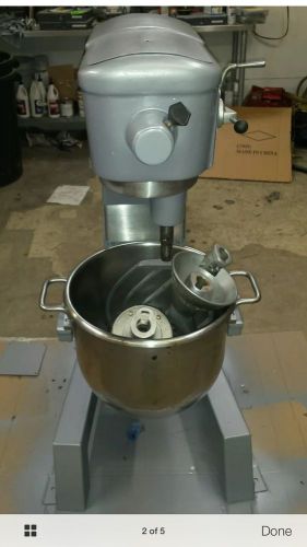 Hobart D-300 T 30 qt. Planetary Mixer with  bowl, paddle and Whip