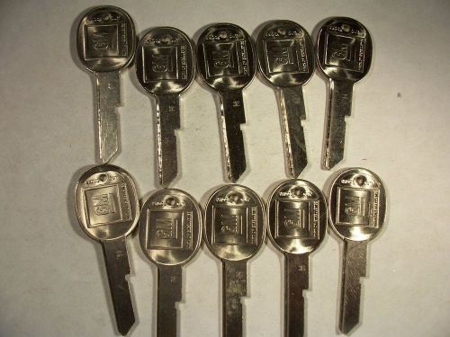 10 oem  h gm 1973  key blank  with knockout in plase  uncut   original for sale