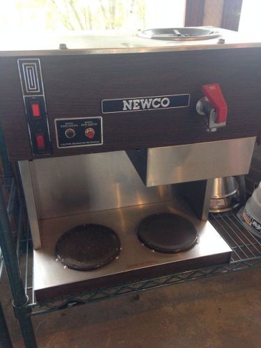 Newco Commercial Coffee Maker Brewer Model RC-2, 2A, 2AF Double Warmer 1630w