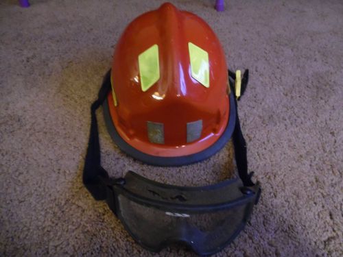 VINTAGE CAIRNS &amp; BROTHER C MODEL Fire Helmet