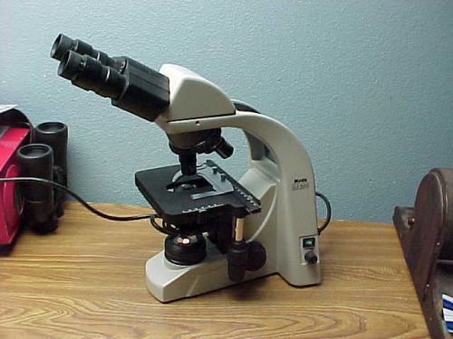 MOTIC BA300 MICROSCOPE WITH 4 OBJECTIVES EF PLAN 4X, 10X, 40X, 100X