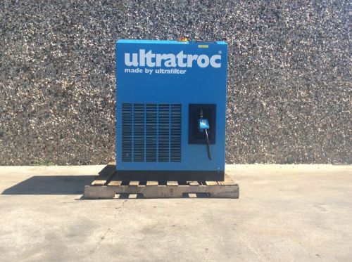 Compressed air dryer, donaldson ultratroc 800 cfm dryer, #971 for sale