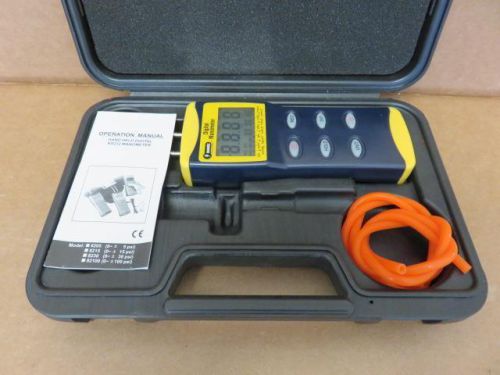 Mannix Handheld Digital Manometer 30 psi w/ Case