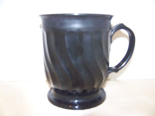 Dinex DX30000 Turnbury Black 8 Oz. Insulated Mug