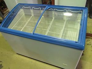 sliding glass top chest freezer