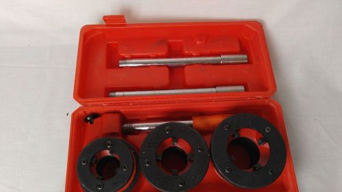 3 PC RATCHET PIPE THREADER TAP &amp; DIE TOOL 1 1/4&#034; TO 2&#034;