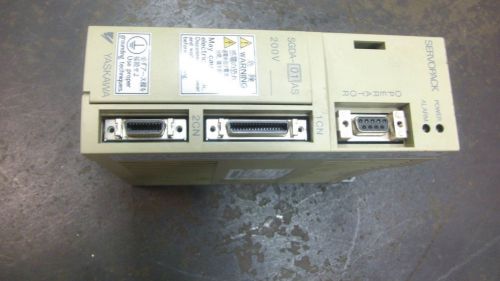 YASKAWA SGDA-01AS SERVO PACK #1112618J INPUT:AC 200-230V 50/60HZ PH:1 USED