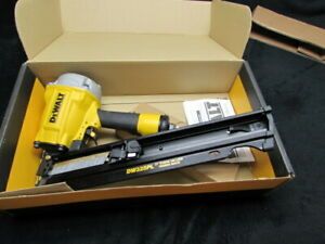 DeWalt 21 Plastic Collated Framing Nailer dw325pl in box opened