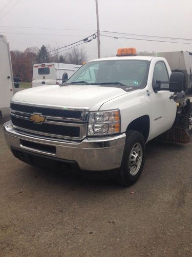 parking lot sweeper truck