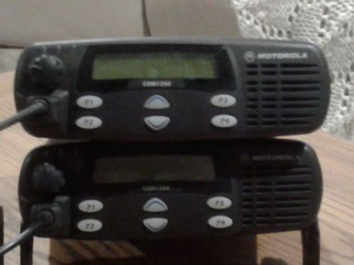 Used Motorola CDM1250 40W 64Ch UHF MODEL AAM25RKD9AA2AN POLICE,FIRE AND AMBULANC