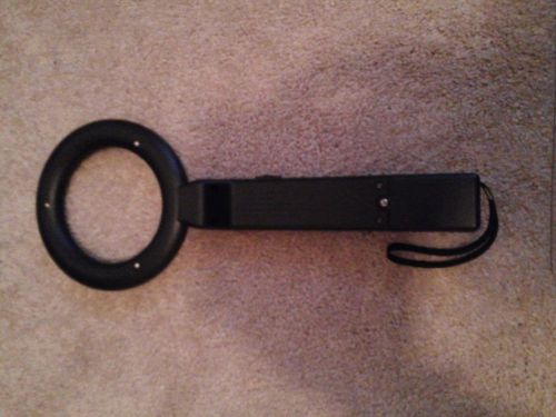 METAL DETECTOR diamet 5 1/2 in Long 13 3/4in Sound or Led indicator FREE SHIPP