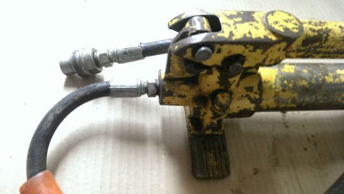 Enerpac P-39 hand pump   10,000 PSI C/W HOSE AND FITTING
