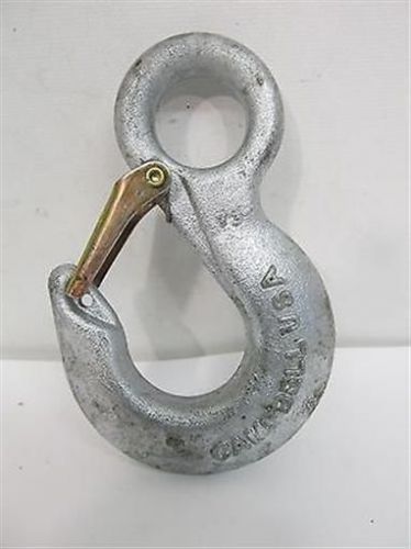 Campbell #22 Latched Eye Hoist Hook, 3/4 ton, Galvanized - 3914235IL