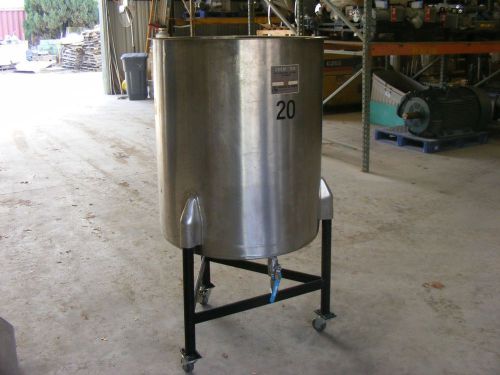 100 104 Gallon Stainless Steel tank Open top, Slope Bottom, 1&#034; Outlet on wheels