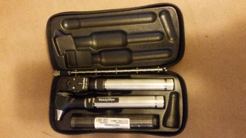 Welch Allyn Pocket Scope Set with Hard Case (WA-92820) (NEVER USED)