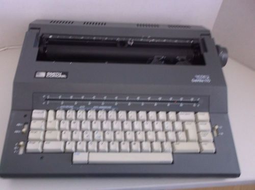 Smith Corona DeVille 110 Spell Right I Typewriter