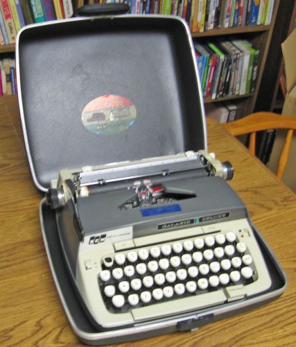 Smith corona &#034;galaxie deluxe&#034; portable typewriter, 1960s, vg, needs ribbon for sale