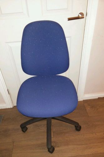 Mobile office chair with gas lift tilt &amp; tension for sale