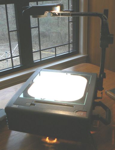 3m overhead projector 9700 w/case portable working bulb &amp; fan nice!!! for sale