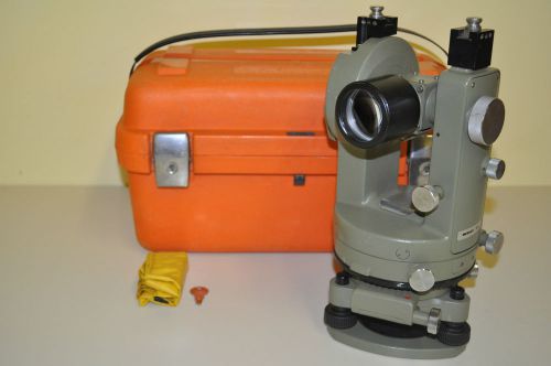 Wild Heerbrugg New Style Optical Vernier Theodolite - T1
