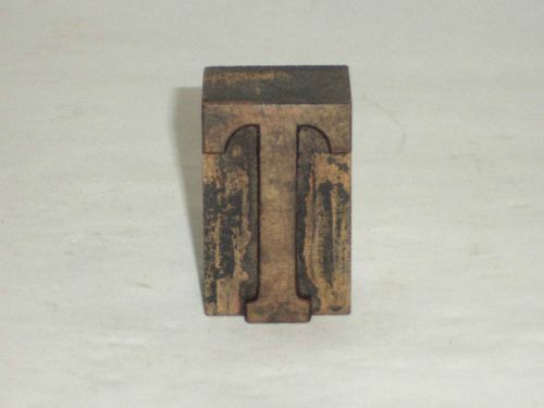 Antique Letterpress Printer&#039;s Wood Type Font Piece Letter - T