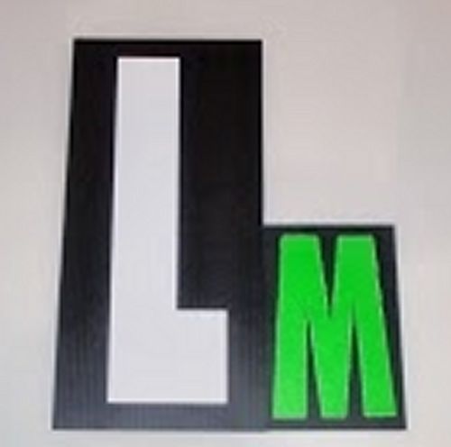 Black Sign Letters - Qty 220–110 16&#034; WHITE &amp; 110 8&#034; GREEN Letters W/Free Track