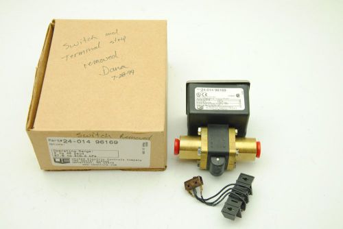 United Electric 24-014 96169, Pressure Switch 4-45PSID, For Parts and Repair