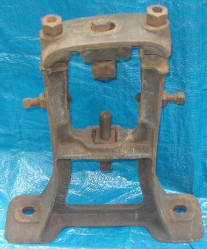 Bh446 antique vtg hit miss line shaft flat belt cast iron support hanger bracket for sale