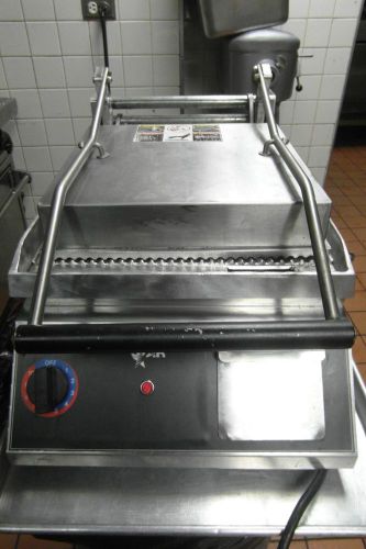 STAR GROOVED PANINI SANDWICH GRILL PRESS