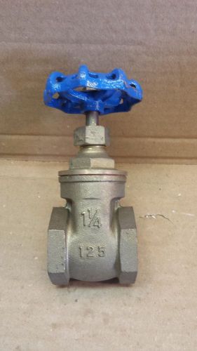 New 1 1/4 harvard imperial brass gate valve, threaded. for sale