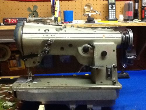 Singer 457 U135 Zig-Zag Industrial Sewing Machine